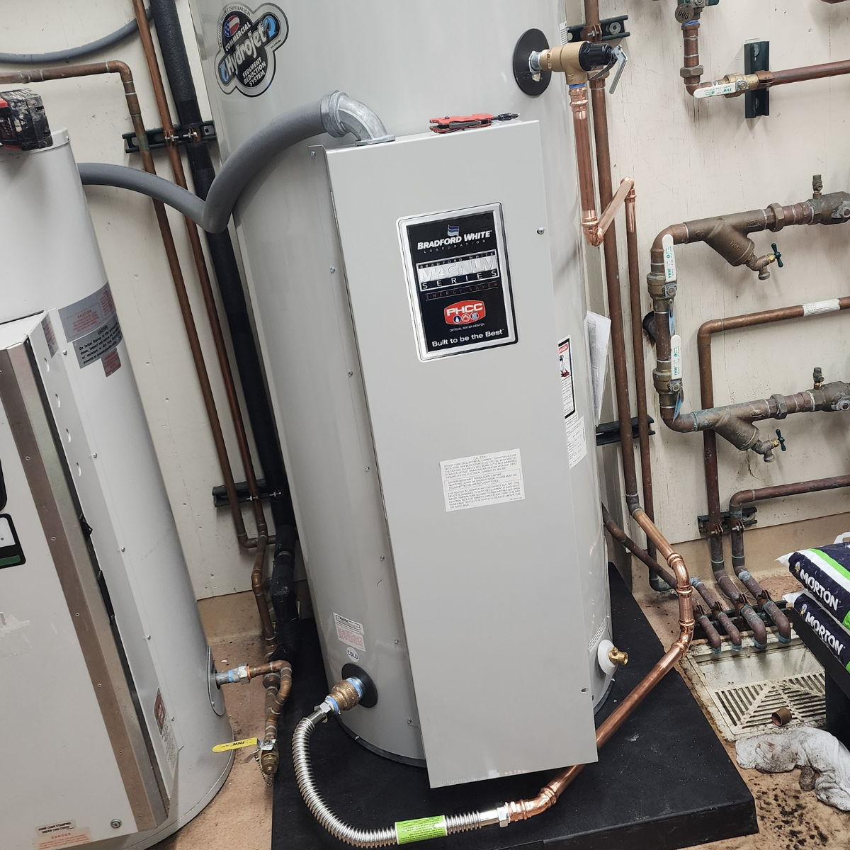 Mountain AZ Plumbing Bradford White Water Heater installtion.